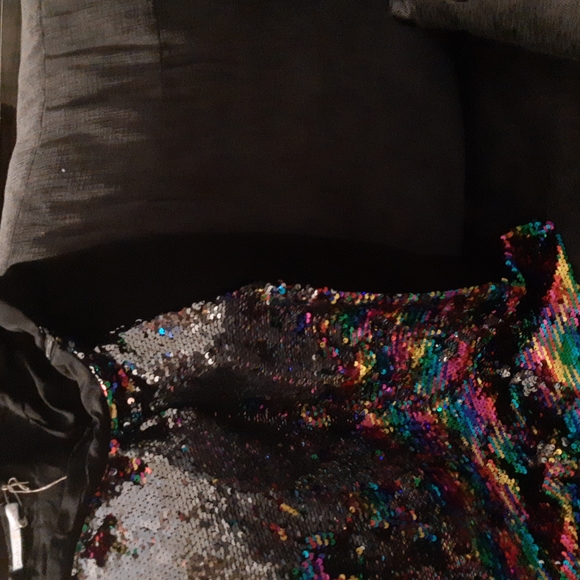 2 knee length skirts - Picture 4 of 4